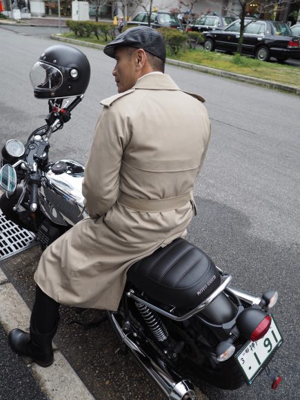 お洒落 考 コートにおける一般論 みたいなもの まずトレンチコートというくせ者について ウェブマガジン あき地
